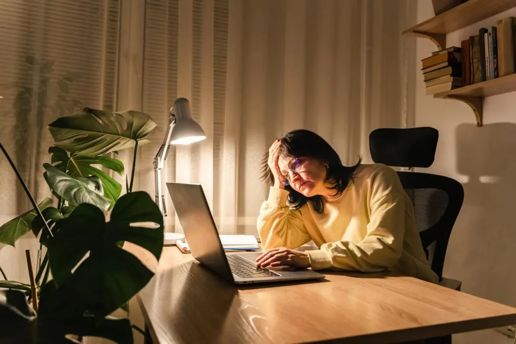 acompañamiento continuo para emprendedores digitales, continuidad, organización y seguimiento de prioridades.